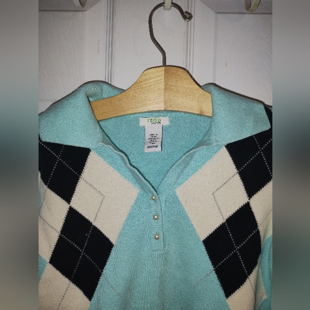 Izod Argyle Patterned Light Blue Sweater - Picture 3 of 4